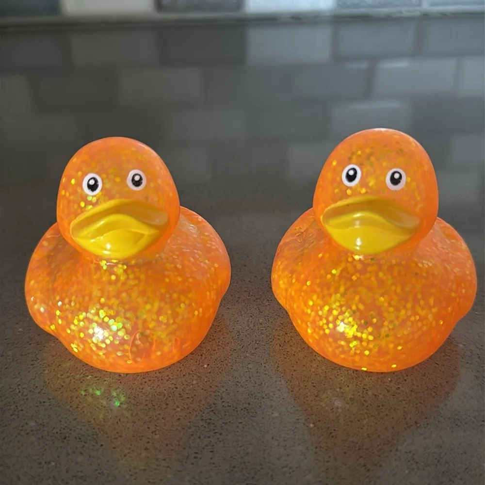 14 NEW GLITTER RUBBER DUCKS FLOATING UNIQUE TOY PRIZE DUCK DUCK JEEP / 2